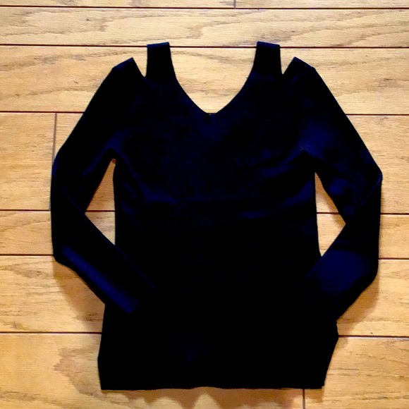 rag & bone Tops - Rag and Bone Cut out Shoulder Top